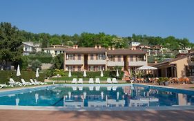 Residence Liana Albisano